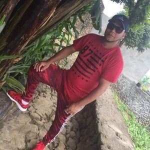 Meet your Posher, Tony